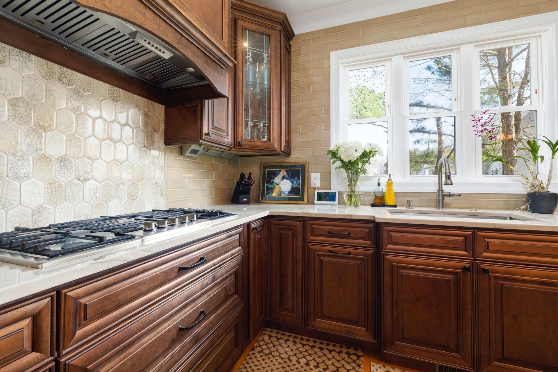 Transform Your Home with a Craftsman Style Kitchen – Amazing Cabinets